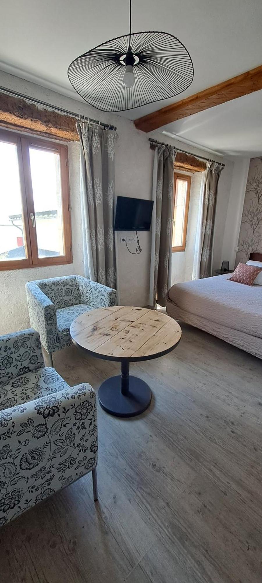 Le Grenier Des Moineaux Bed & Breakfast Font-Romeu-Odeillo-Via Room photo