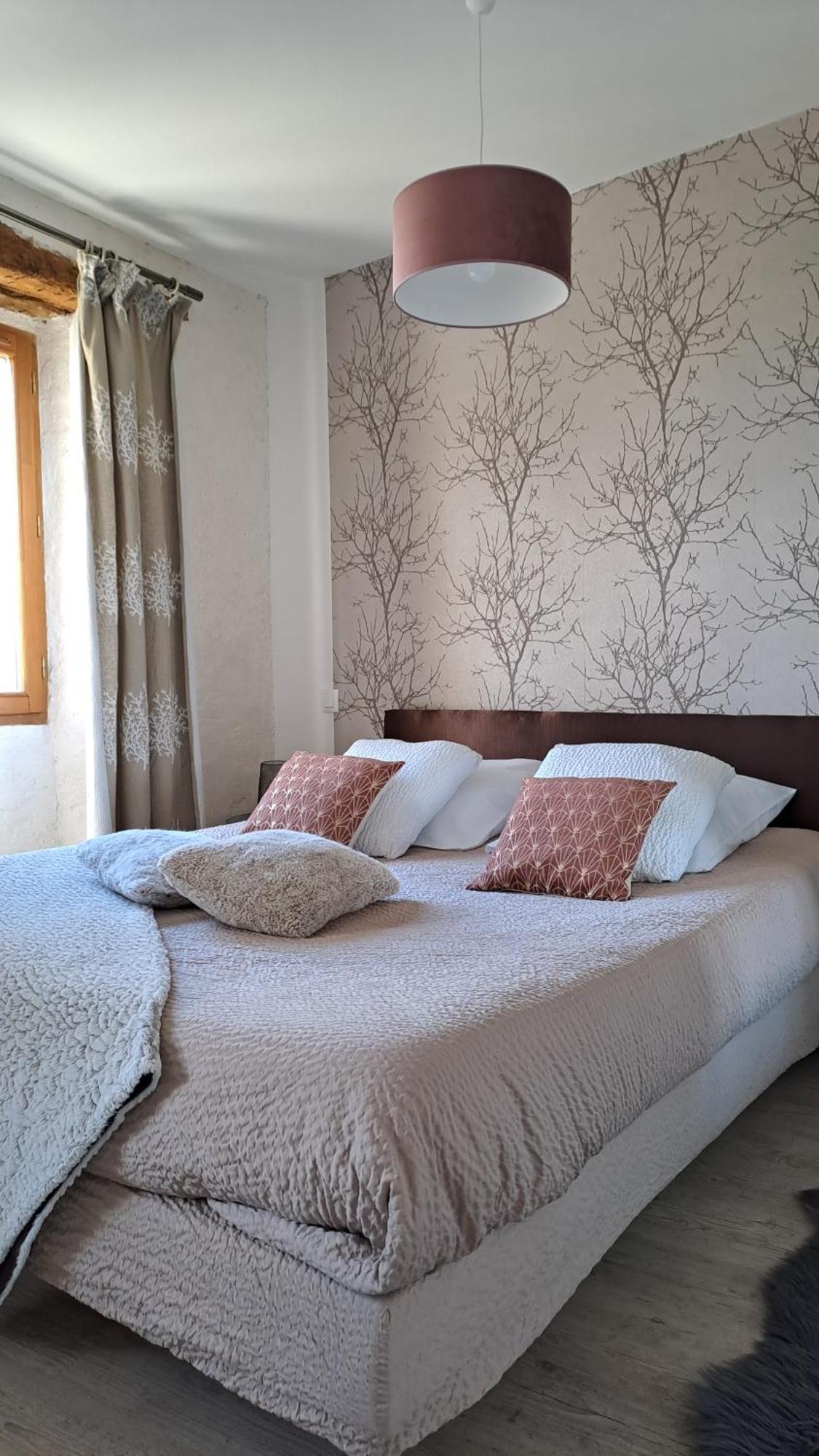 Le Grenier Des Moineaux Bed & Breakfast Font-Romeu-Odeillo-Via Room photo